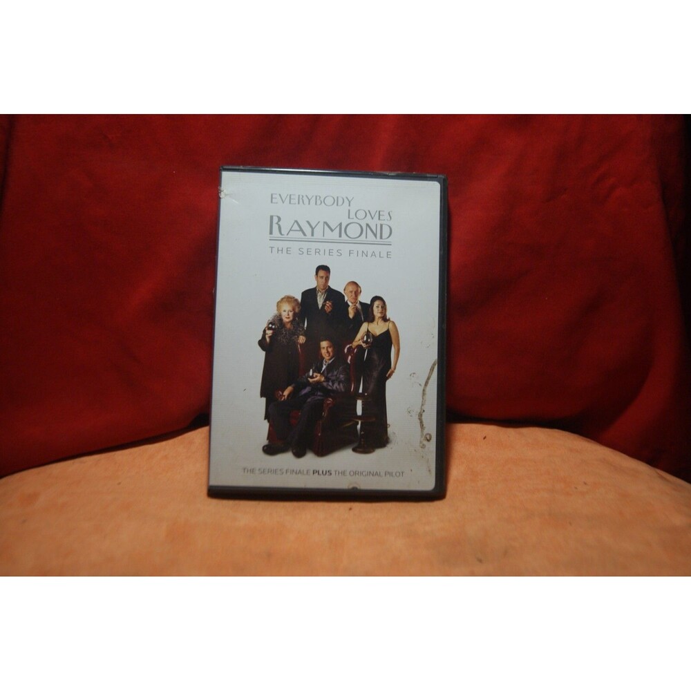 Everybody Loves Raymond: The Series Finale PLUS The Original Pilot [DVD] Comedy